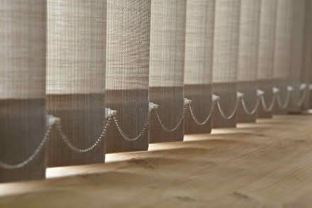 Photo of Blinds (horizontal or vertical) for 200cm wide single window (Manor Park S2) #2