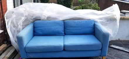 Photo of free Settee (Chapel Allerton LS8) #1