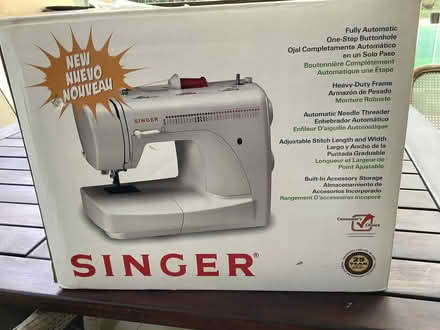 Photo of free 110volt Singer Sewing Machine (Kensington) #2