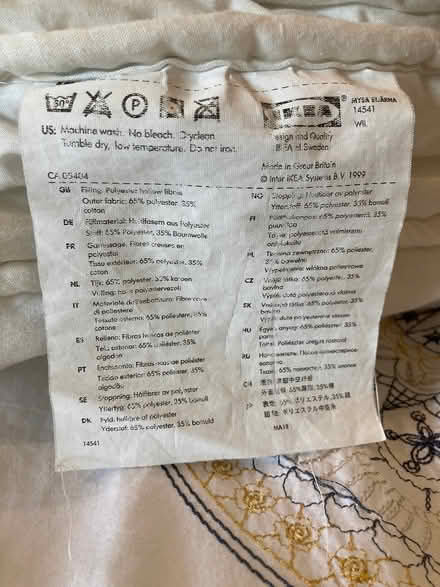 Photo of free Single bed duvet set (Thrupp) #3