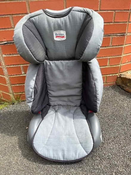 Photo of free Child’s car seat (Leominster HR6) #1