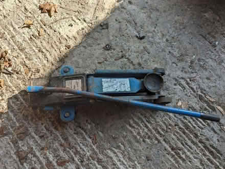Photo of 2 Ton / Tonne Trolley Jack (Sacriston DH7) #1