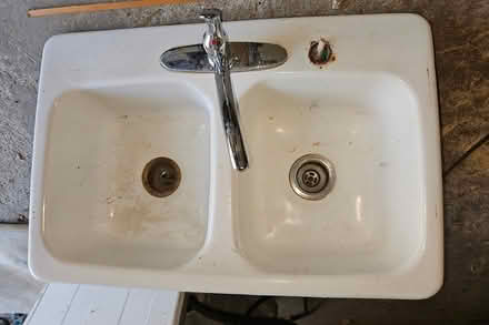 Photo of free Cast Iron sink with faucet (Aromas) #1
