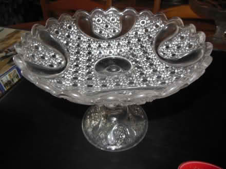 Photo of free glass dishes = very old but in good condition. (Frindsbury Extra ME2) #1