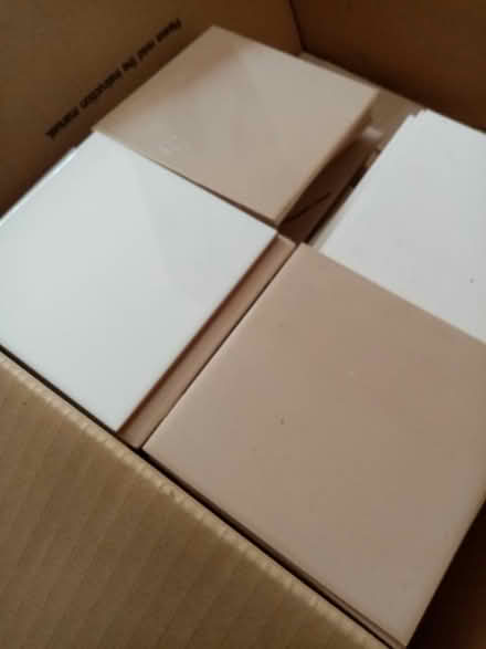 Photo of free Tiles (LU1) #1