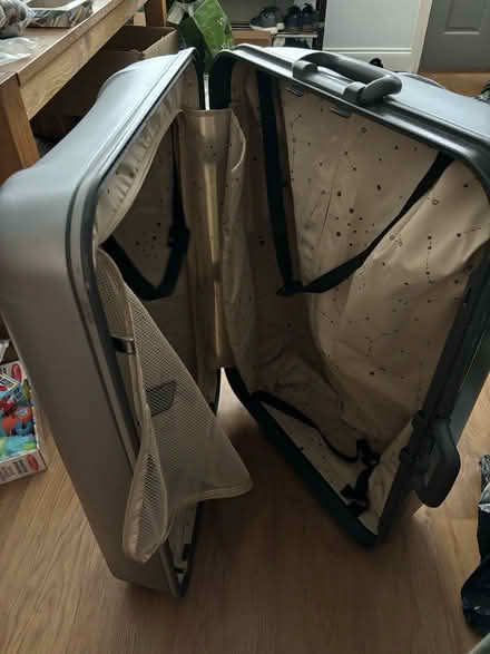 Photo of free Two Samsonite Suitcases Some Damage (TW9) #2