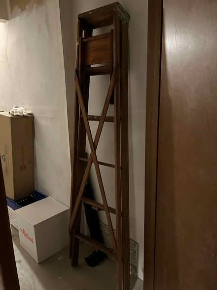 Photo of free old ladder (downtown Edmonds) #1