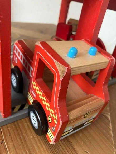 Photo of free Wooden toy fire station (DA3) #4