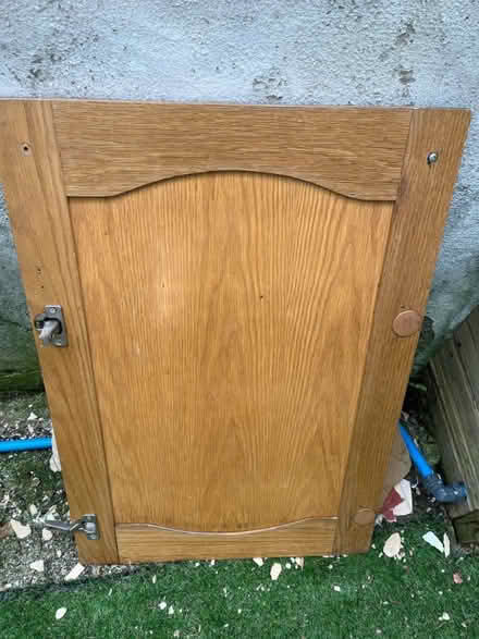 Photo of free Kitchen Cabinet Door (Polegate BN24) #2