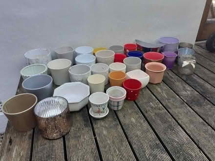 Photo of free Ceramic flowerpots (Kelvindale G12) #1