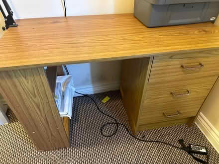 Photo of free Office desk (Grantham) #1