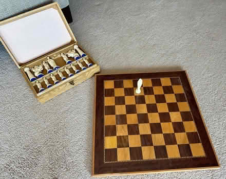 Photo of free Classy Chess Set (Spain/Tramway) #1