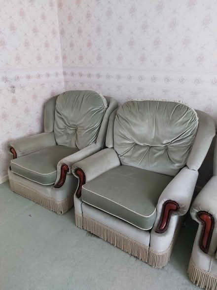Photo of free Sofa 2 chairs (CH61) #2