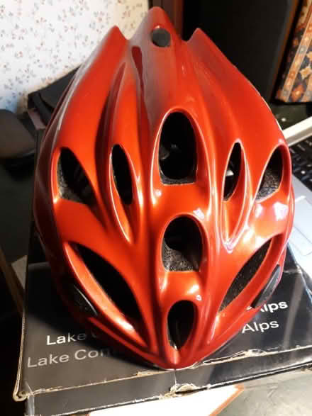 Photo of free Met Stradivarius Cycle Helmet (Brighton Hill RG22) #4