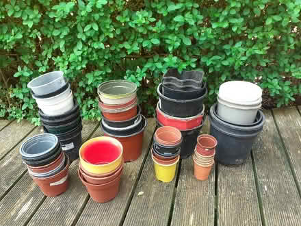 Photo of free Plastic flowerpots (Kelvindale G12) #1