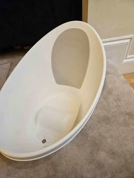 Photo of free Baby bath (AL1) #1