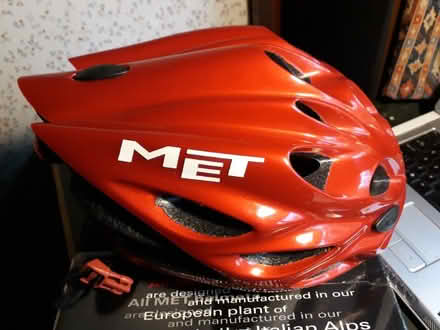 Photo of free Met Stradivarius Cycle Helmet (Brighton Hill RG22) #3