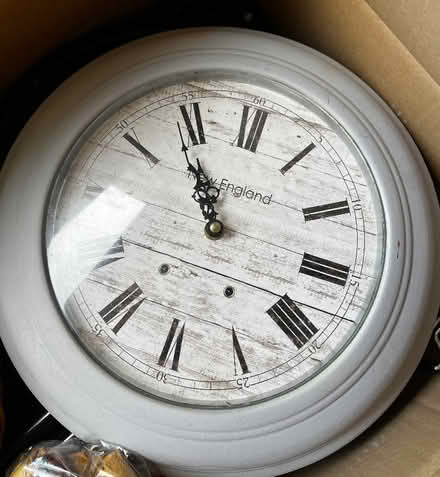 Photo of free Wall clock (Addiscombe CR0) #1
