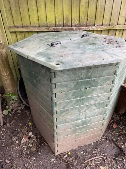 Photo of free Hexagonal Compost Bin (Amersham HP7) #3