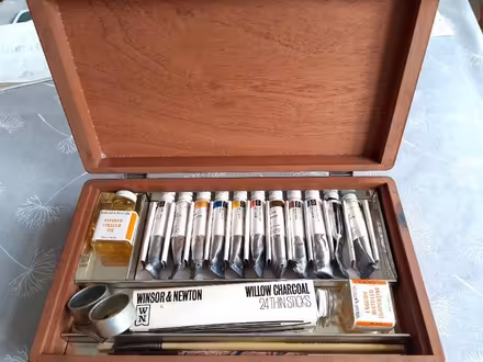 Photo of free Oil painting set (Tottenham N17) #1