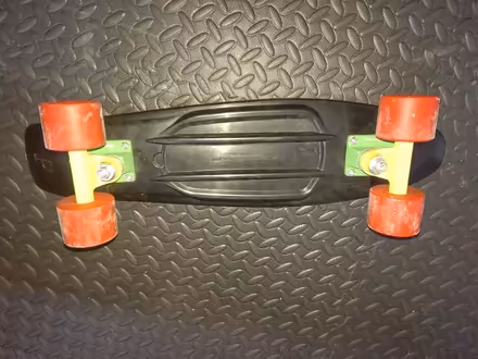 Photo of free Skateboard (HA3) #2