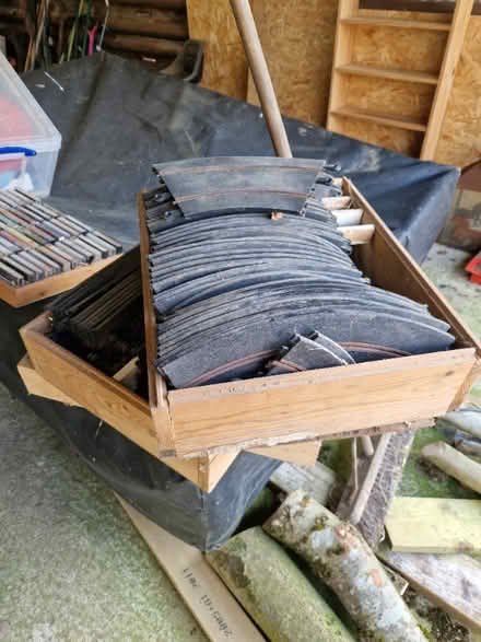Photo of free Scalextric track (Gumma Wood LD8) #1