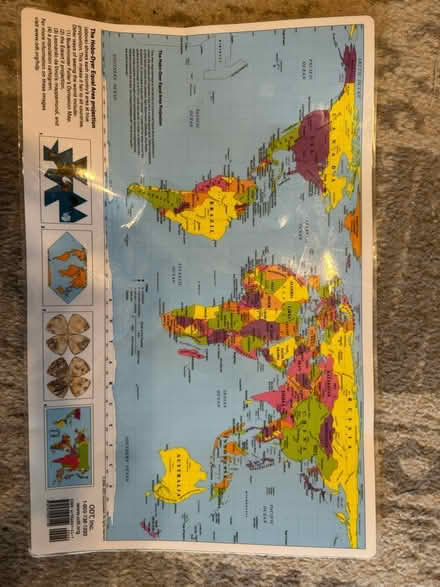 Photo of free World map placemat (NW DC — 20011) #2