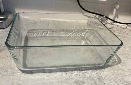 Photo of free Glass baking dish (Bidston Hill CH43) #1