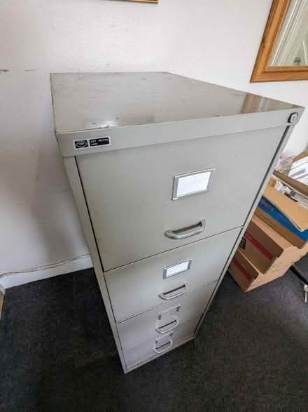 Photo of free Lockable Metal Filing Cabinet (Wimbledon Village SW19) #2