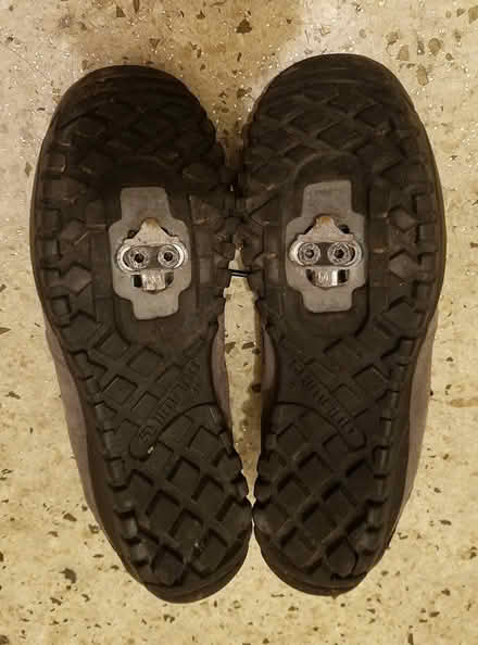 Photo of free SPD bike shoes s. 41 (Brooklyn 11218) #2