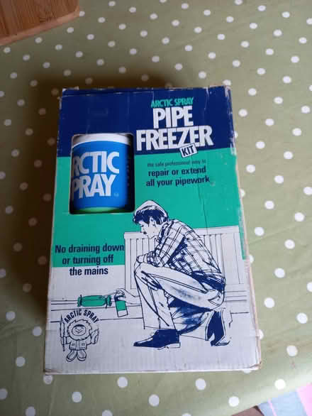 Photo of free Pipe Freezer spray kit (Walderslade ME5) #1