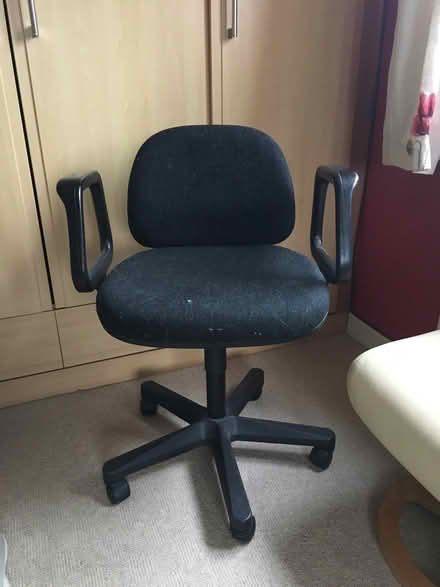 Photo of free Office chair (Tadmarton) #1