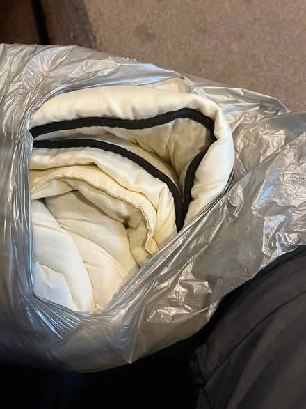 Photo of free Double cream quilt with brown pipin (LE67 Markfield) #2