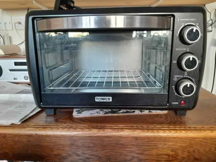 Photo of free Mini Oven (Bowbridge GL5) #1