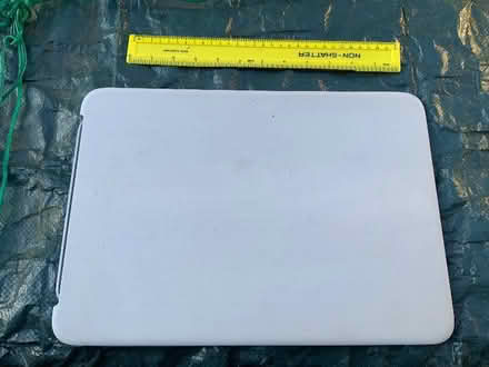 Photo of free Portable computer Lapdesk - Logitech (The Grange EH9) #4