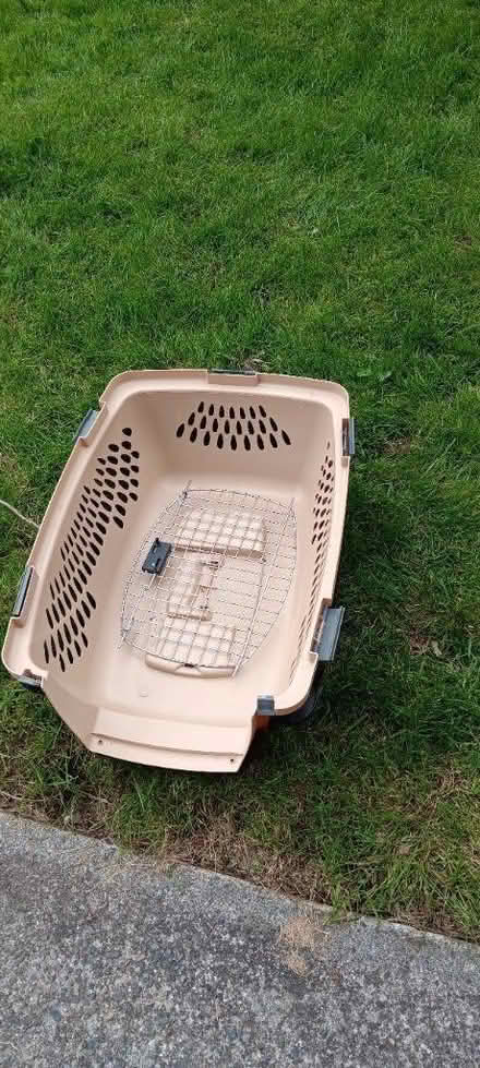 Photo of free Small dog/large cat crate (Maple Leaf) #2