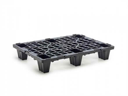Photo of Plastic pallets (Whittle Brook BL4) #1