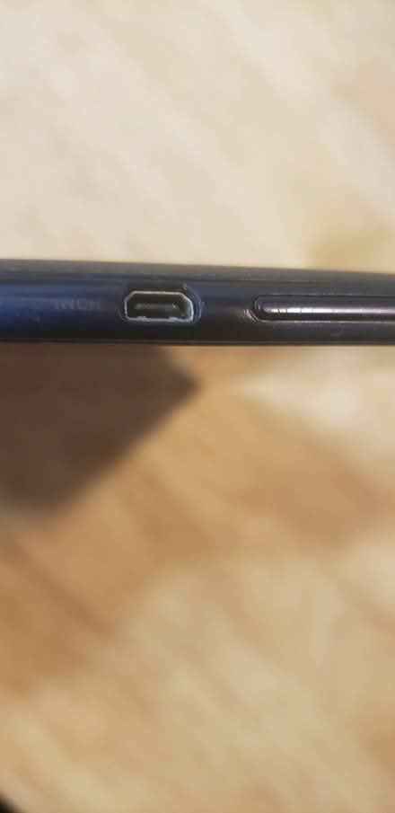 Photo of Charger 4 2010 Asus tablet(pics) (queens) #2