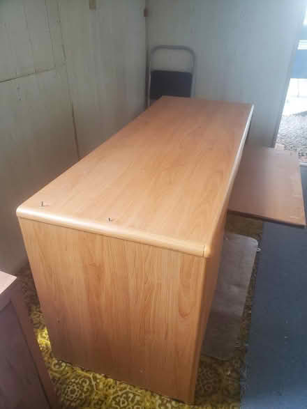 Photo of free desk (West sedona) #3