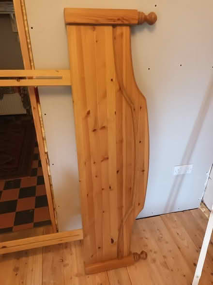 Photo of free Head board (Cwmbach Llechrhyd LD2) #1