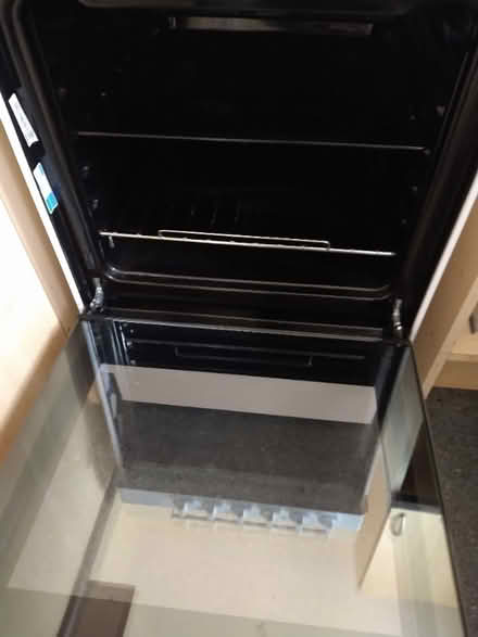 Photo of free Indesit electric cooker & oven (Whitwell SG4) #2