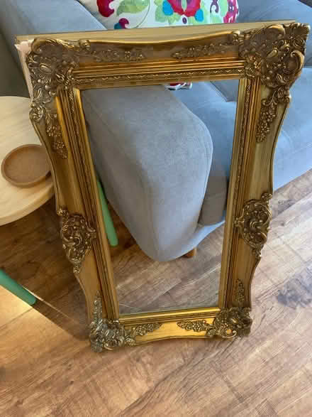 Photo of free Gilt (?) frame (Kings norton) #1