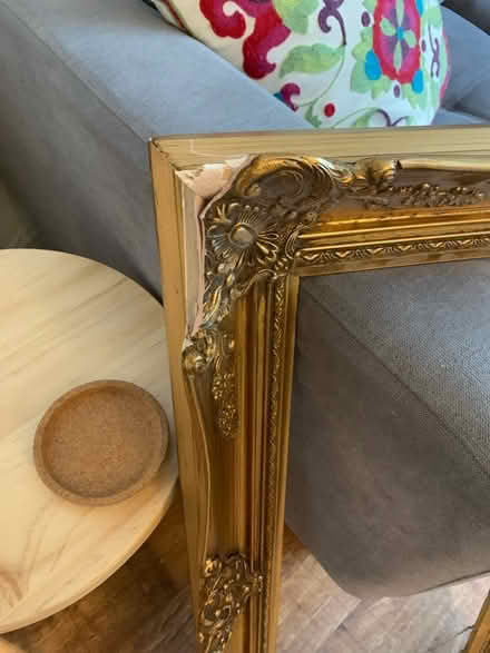 Photo of free Gilt (?) frame (Kings norton) #2