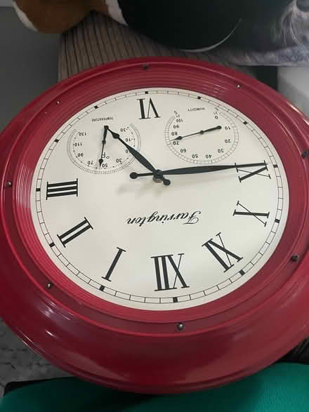 Photo of free Broken clocks (Bedford MK40) #2