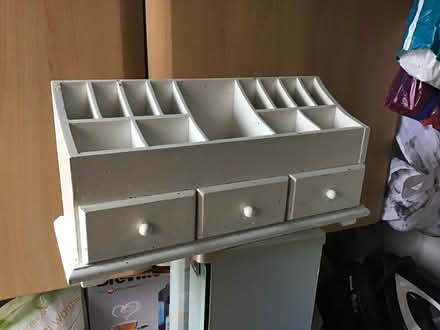 Photo of free Desk tidy (DE21) #1