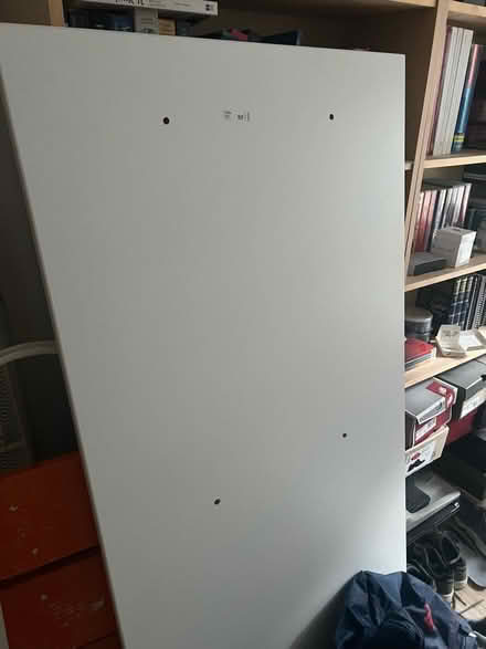 Photo of free white ikea desk (Kennington SE11) #1