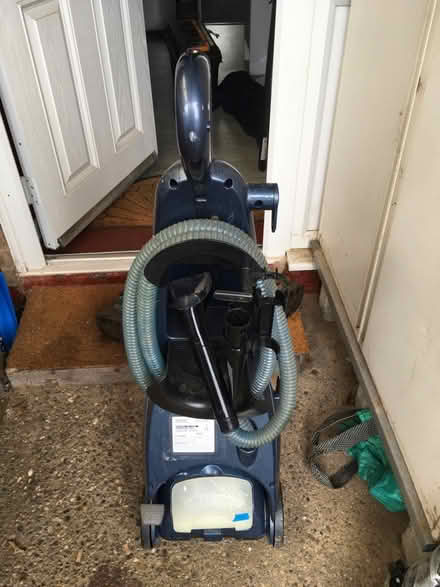 Photo of free Bissell carpet cleaner for spares (Hedon HU12) #2