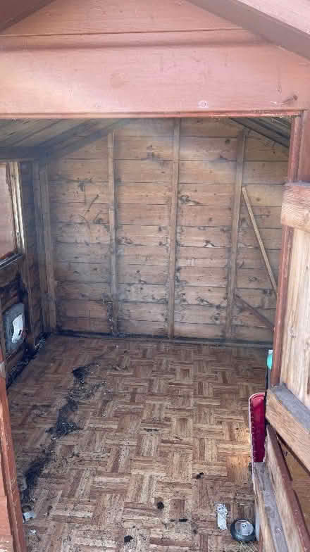 Photo of free Wendy House (AB22) #4