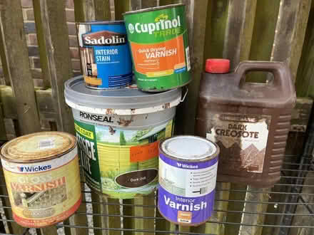 Photo of free outdoor and indoor wood stain /varnish - Kempston #1