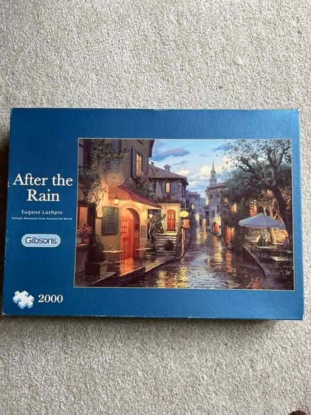 Photo of free 2000 piece jigsaw- 4 pieces missing (Warlingham) #1